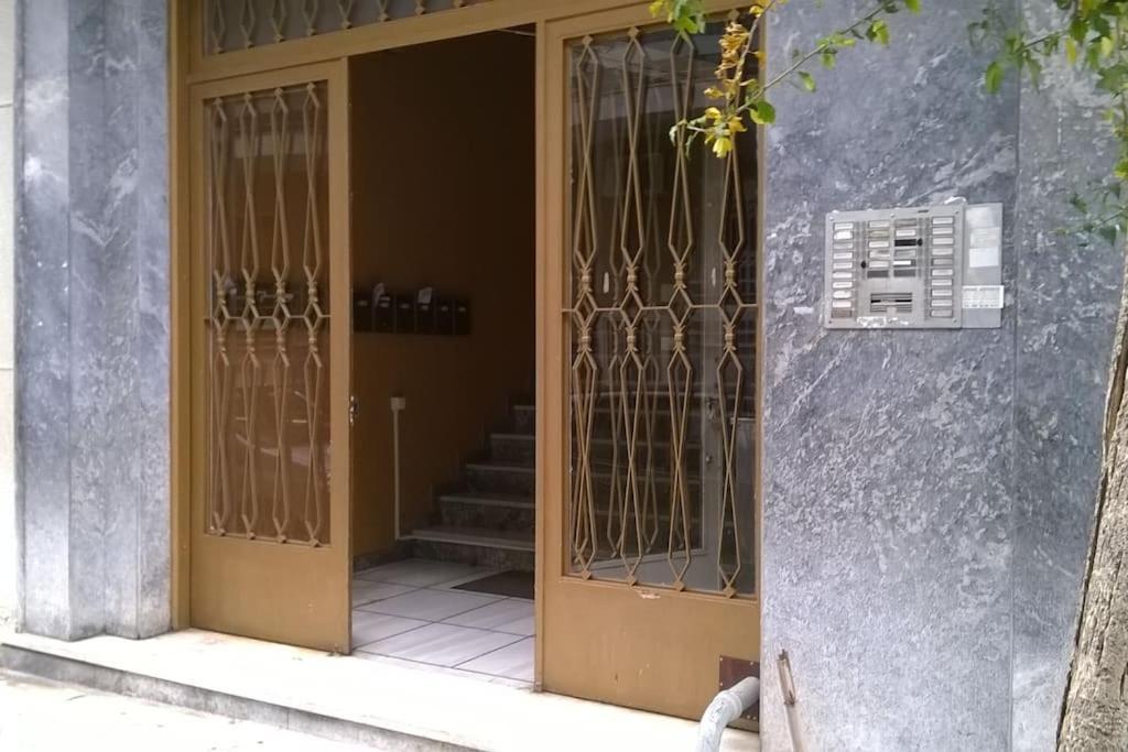 Private Bedrooms In Shared Apartment 135 Sm Athens Center Εξωτερικό φωτογραφία